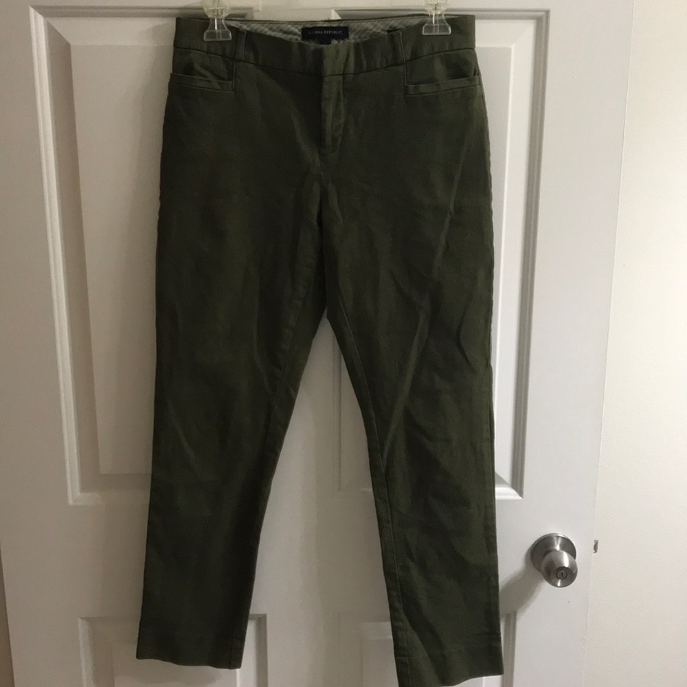 Banana republic Sloan pants, olive green, size 2